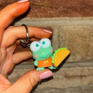 Hello Kitty and FriendsFigure - Keroppi with taco keychain